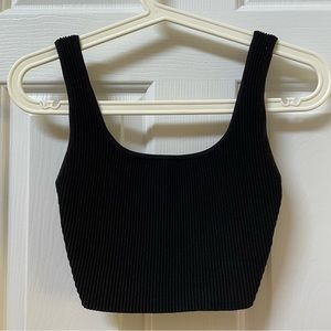 Aritzia Sculpt Knit Squareneck Cropped Tank